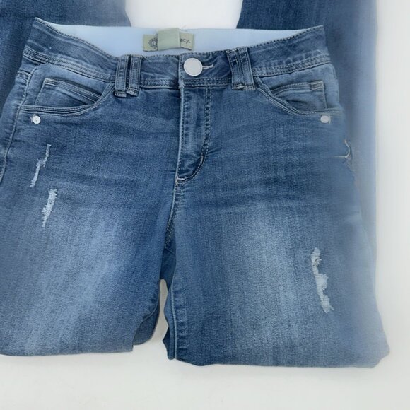 Democracy Ab Technology Women's Jeans Light Wash Denim Distressed Stretch 4 - Picture 3 of 7